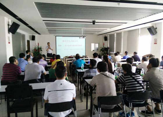 云南建水供電公司安全產(chǎn)品相關(guān)培訓(xùn)